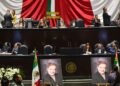 El pleno de la Cámara de Diputados rindió este martes un homenaje póstumo al periodista y cronista Francisco Garfias.