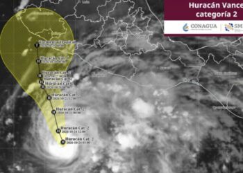 Mapa de la trayectoria pronosticada del huracán Vance frente a las costas del Pacífico mexicano, con su aproximación a Colima el 28 de octubre.
