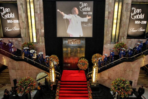 Bellas Artes: el recinto que despide a los grandes de la cultura mexicana. AMNEXI/Foto: RRSS