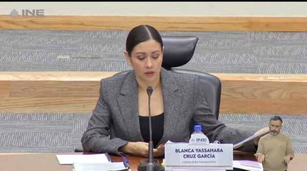 Blanca Cruz, preside primera sesión en el INE y rinden minuto de silencio y de aplausos a la memoria de Cuauhtémoc Cárdenas Solorzano. AMEXI/FOTO/ INE 