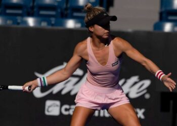 Renata Zarazúa consigue dos victorias en una jornada y clasifica a semifinales