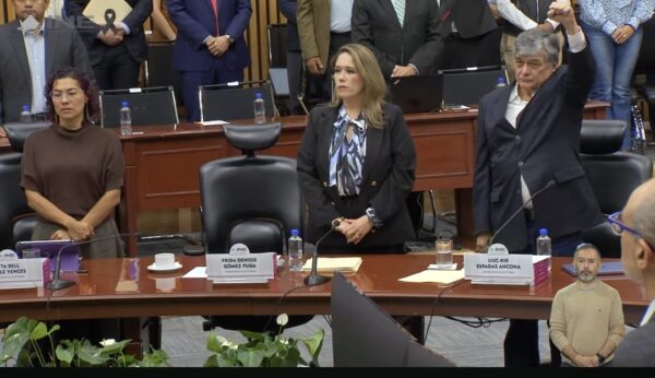 Consejeros, representes de partidos y del poder legislativo en el INE rinden homenaje póstumo en memoria de Cuauhtémoc Cárdenas Solorzano. AMEXI/FOTO/ INE 