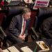 El senador Enrique Inzunza defiende honestidad y rendición de cuentas en su segundo informe legislativo. AMEXI/FOTO/ Ivone Cárdenas, reportera