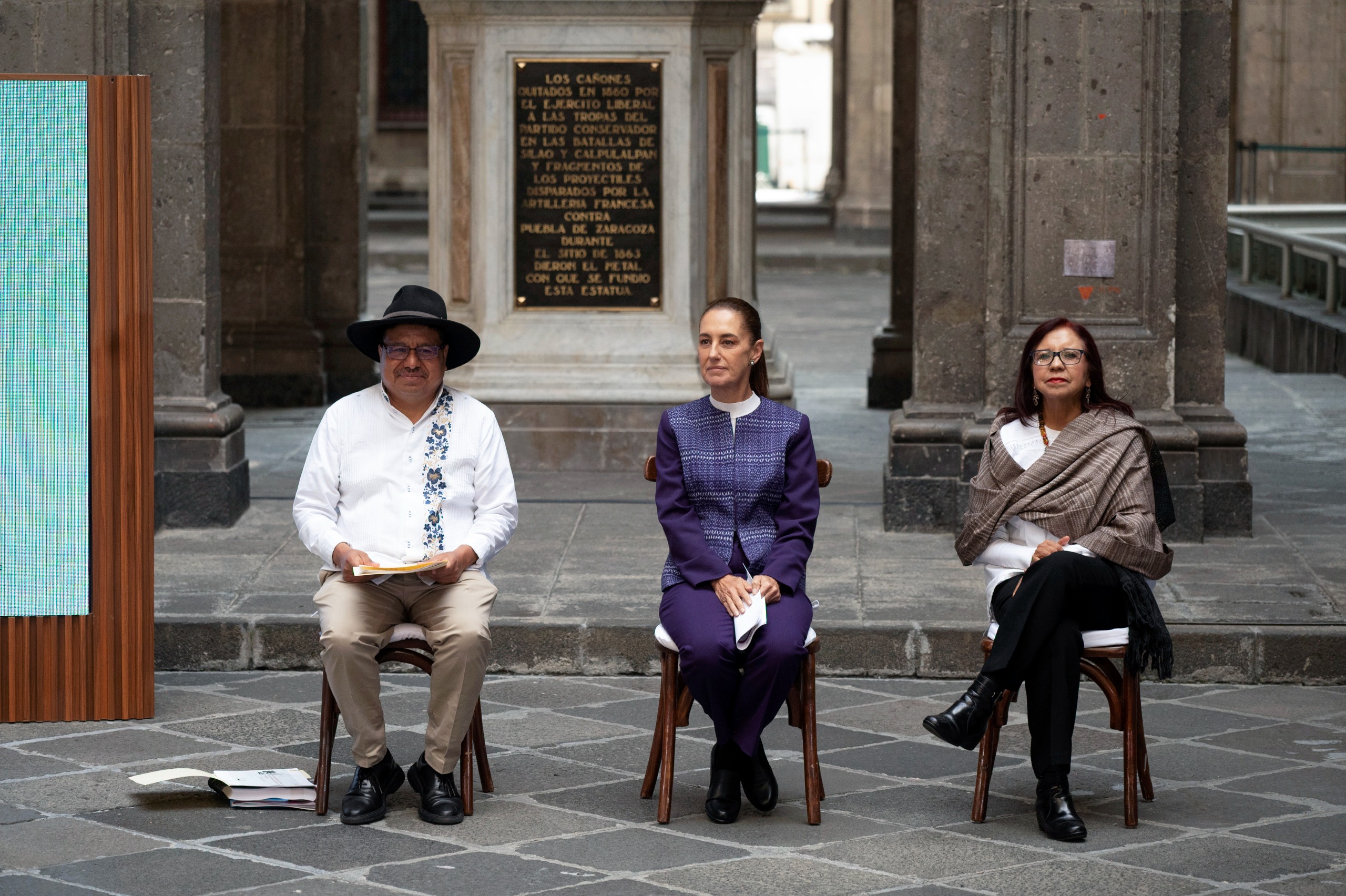 Encuentro con representantes de comunidades de pueblos originarios