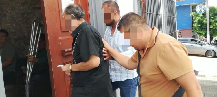 Detienen a sacerdote en Córdoba, Veracruz por presuntos delitos en Hidalgo